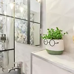 Voguish * Bukurešť