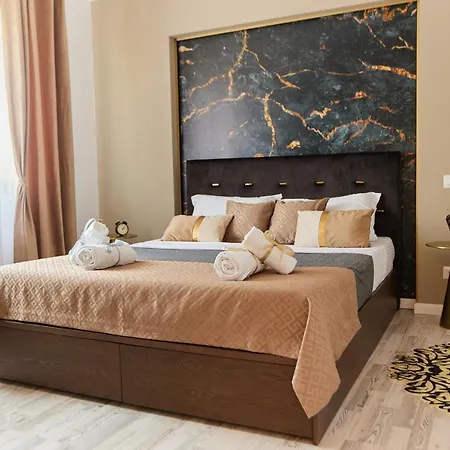 Voguish Apartment Bucharest