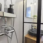 Voguish شقة